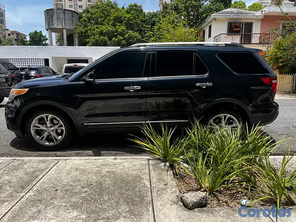 jeepetas y camionetas - FORD EXPLORER LIMITE NEGRA  18