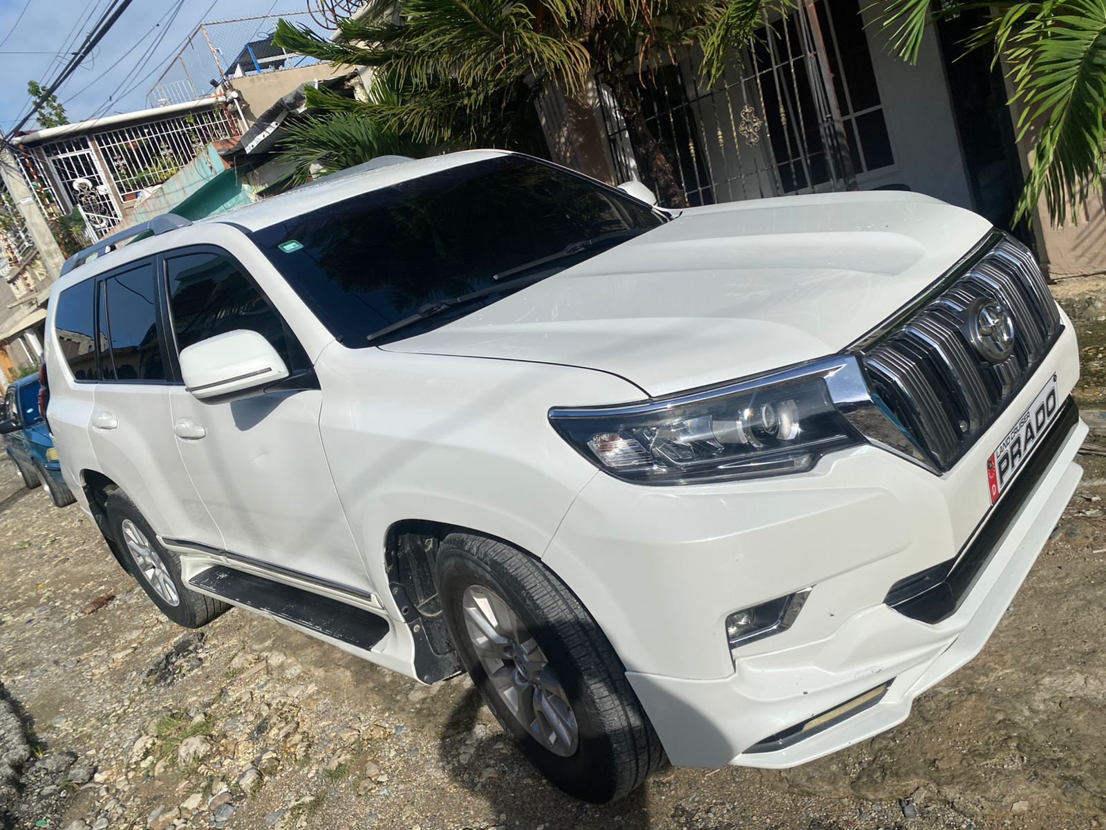 jeepetas y camionetas - Toyota land cruicer prado txl 2013 0