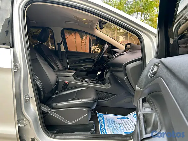 jeepetas y camionetas - Ford Escape S 2018 12