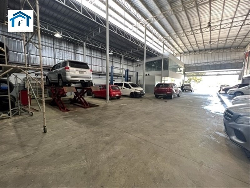 oficinas y locales comerciales - VENDO O ALQUILO NAVE COMERCIAL 6 OFICINAS 2