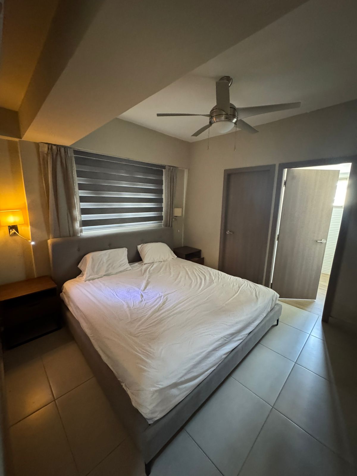 apartamentos - Apto Alquiler Naco  piso 8 con 2 habitaciones 2.5  6
