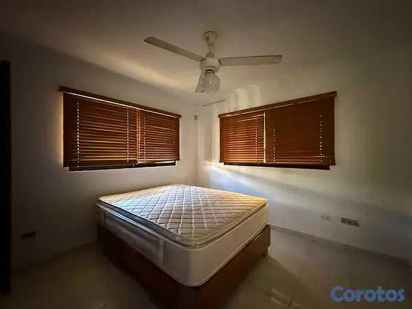 apartamentos - venta Apto  de independencia / segundo piso con balcón RD 9,700,000 14