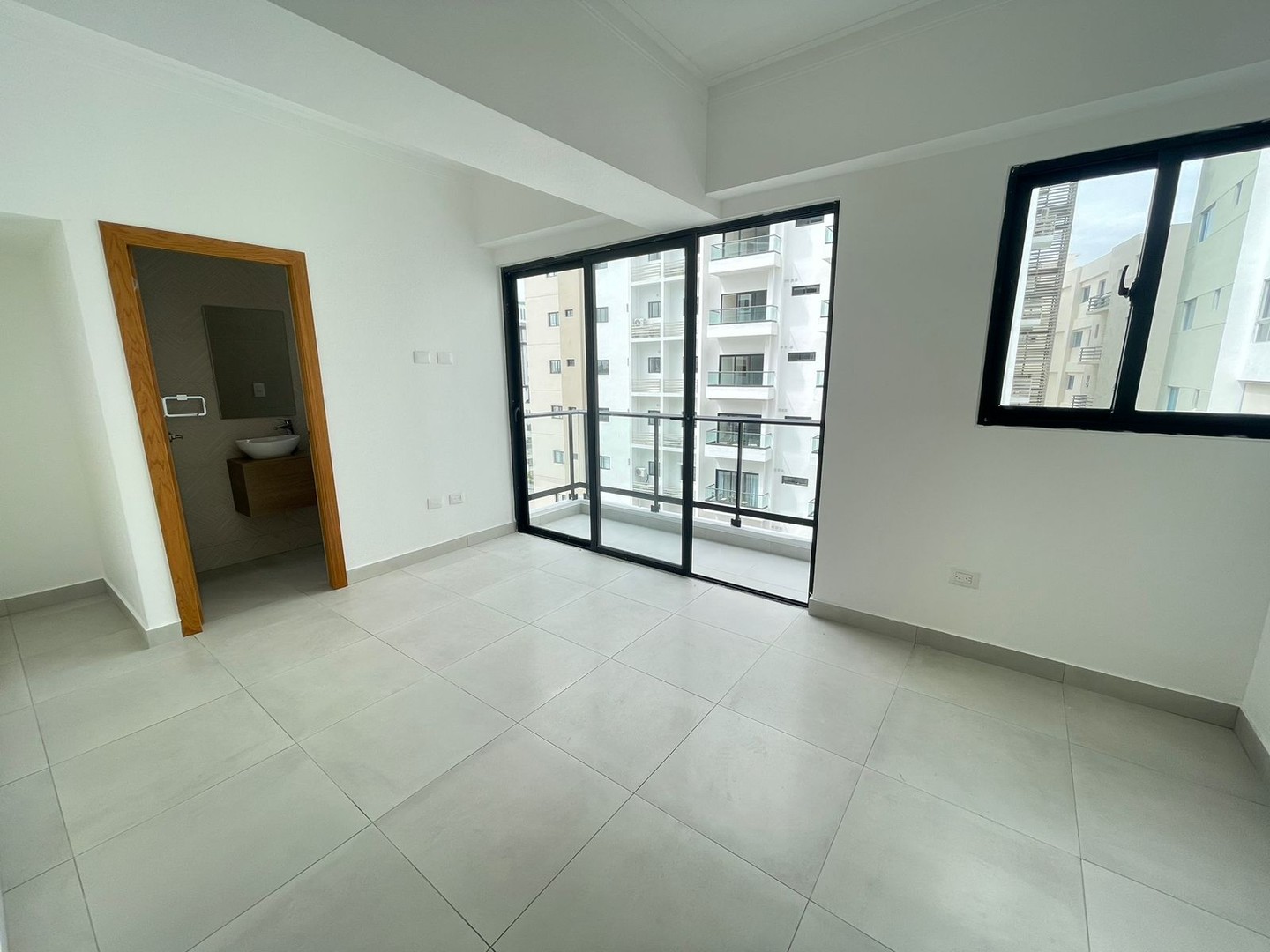 apartamentos - Se alquila apartamento en Serralles  8