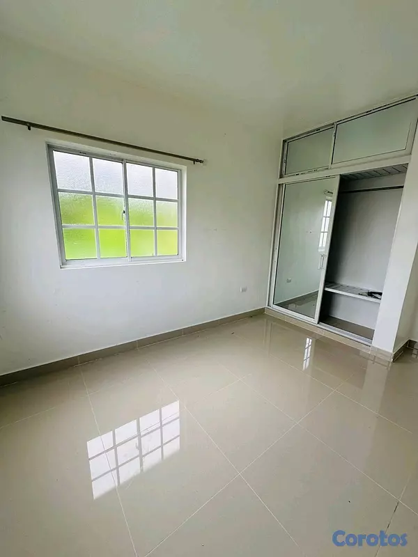 apartamentos - Super moderno apartamento en lugar tranquilo con balcón  6