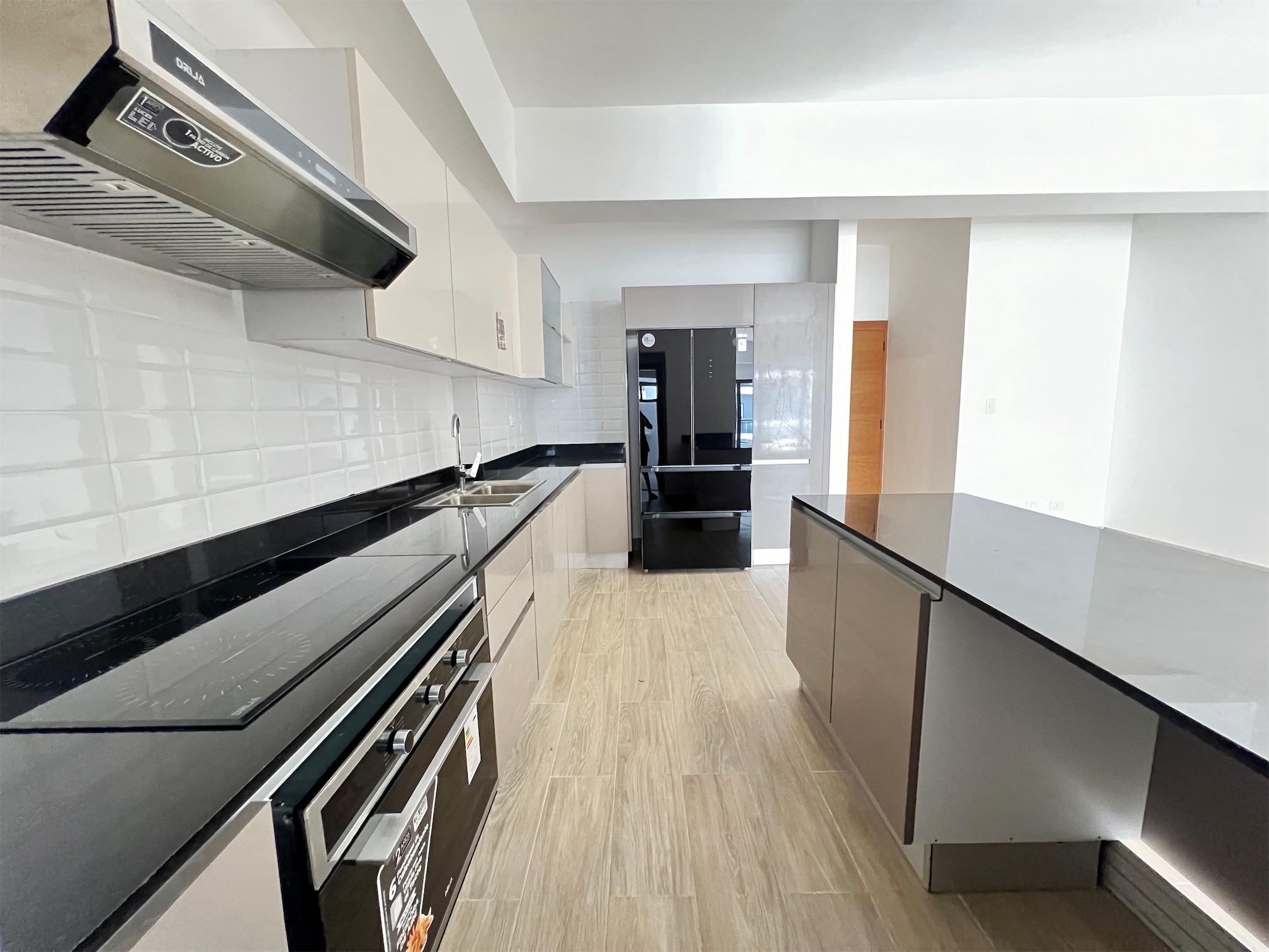 apartamentos - Apartamento con línea blanca en alquiler ubicado en Piantini de 2 habitaciones  5