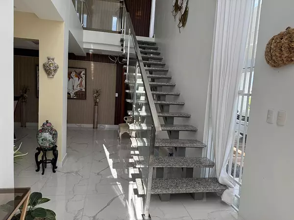casas - VENDO casa AMUEBLADA en Higuey 6