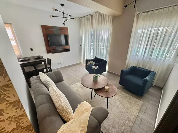 apartamentos - Apartamento en Alquiler Amueblado Evaristo Morales 10