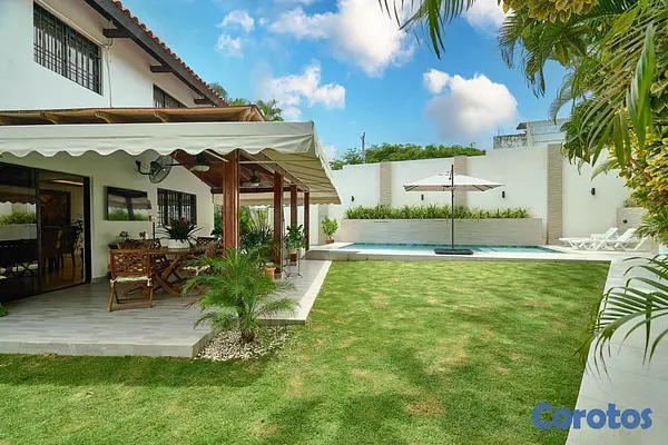 casas -  Casa en Cuesta Hermosa 3 con 4 parqueos  4