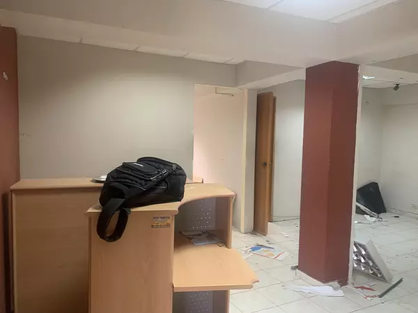 oficinas y locales comerciales - Local en el Millon 4