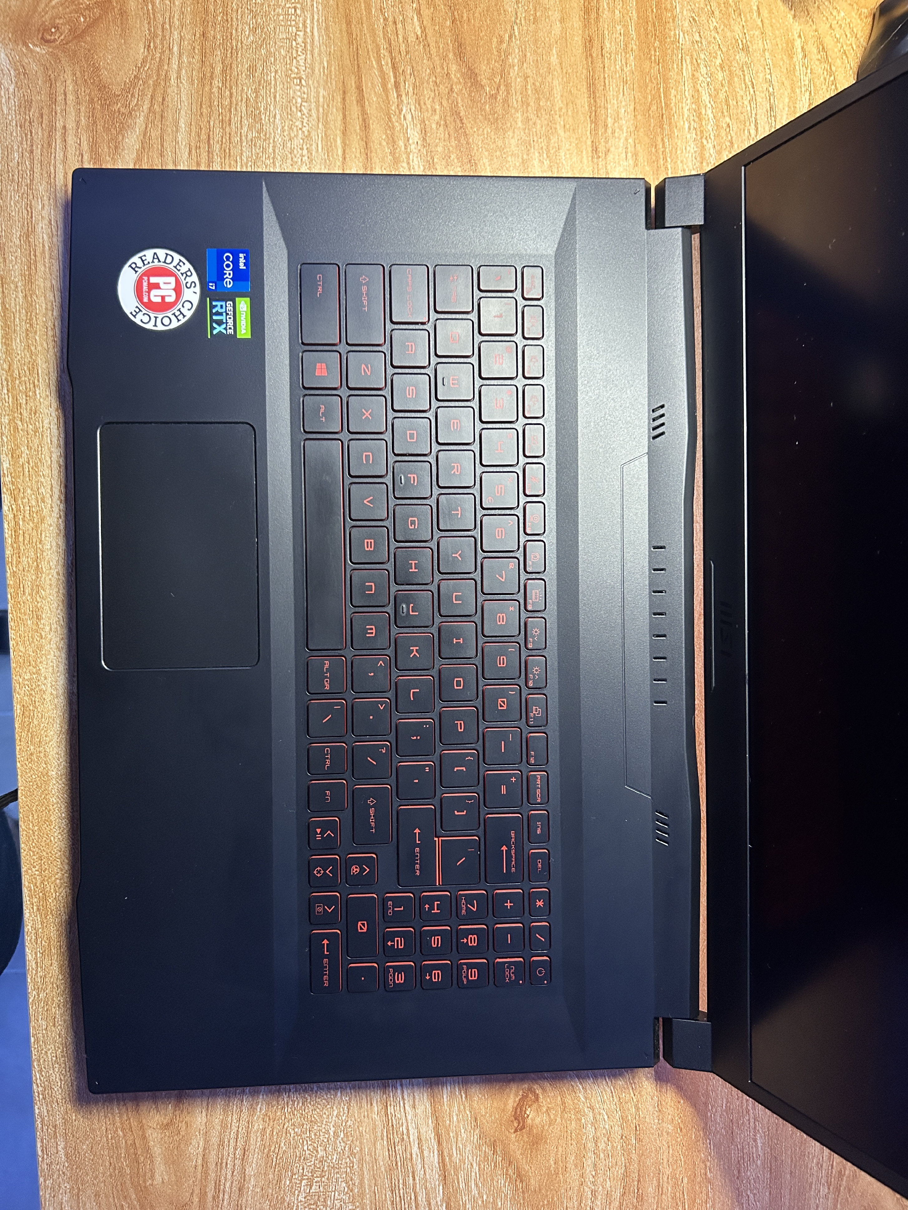 computadoras y laptops - MSI Katana GF76 11UD 3050TI 2
