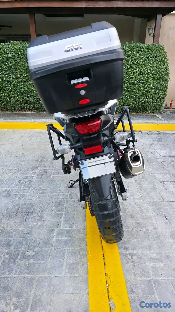 motores y pasolas - Suzuki V-Strom 650 2017  4
