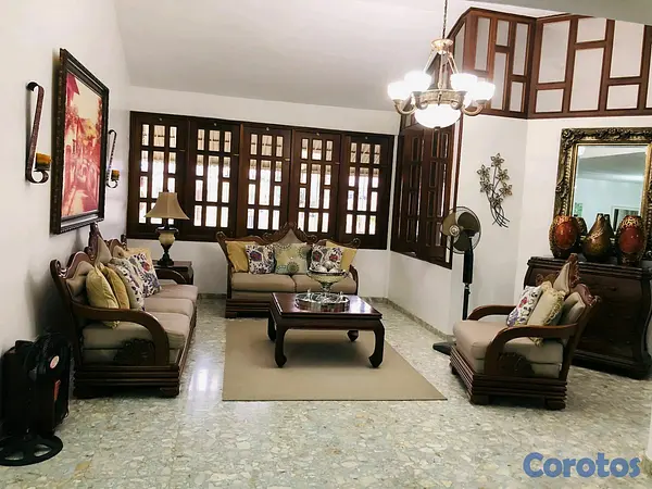 casas - Se vende casa en el Brisal, carretera mella, Santo Domingo Este  2