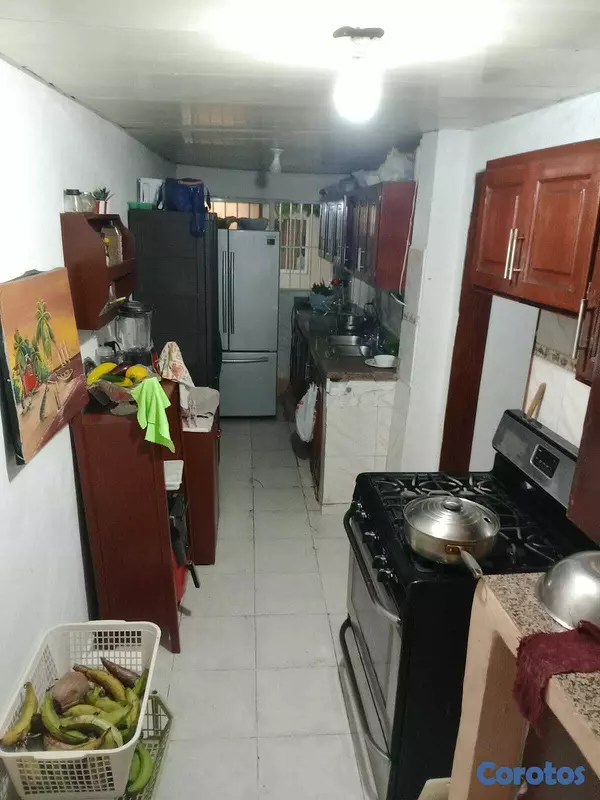 casas - Venta de Casa en Las Caobas vocación comercial 5