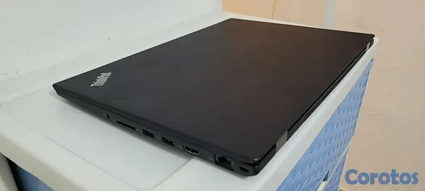 computadoras y laptops - Lenovo Touch T580 17 Pulg Core i5 8va Ram 16gb ddr4 Disco 1TB Video 8gb 3