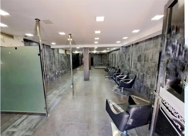 oficinas y locales comerciales - Local céntrico y comercial 7