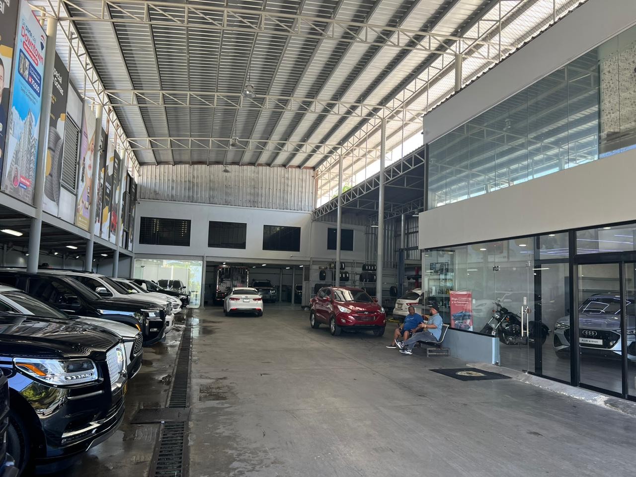 oficinas y locales comerciales - VENDO O ALQUILO NAVE COMERCIAL 6 OFICINAS 0