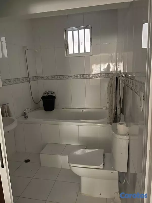casas - venta de casa en corales del sur Santo Domingo este  10