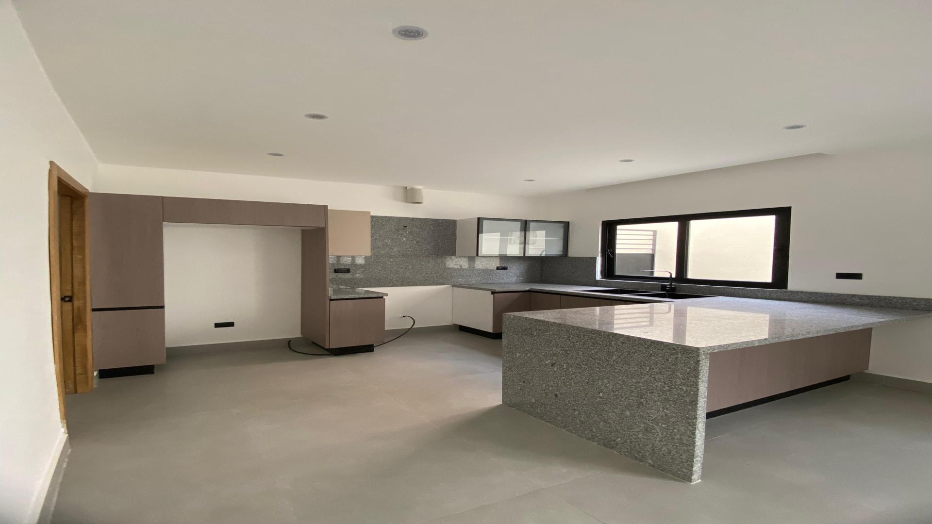 apartamentos - Alquiler/Venta 1 Hab | 93.67 M2 | La Castellana 2