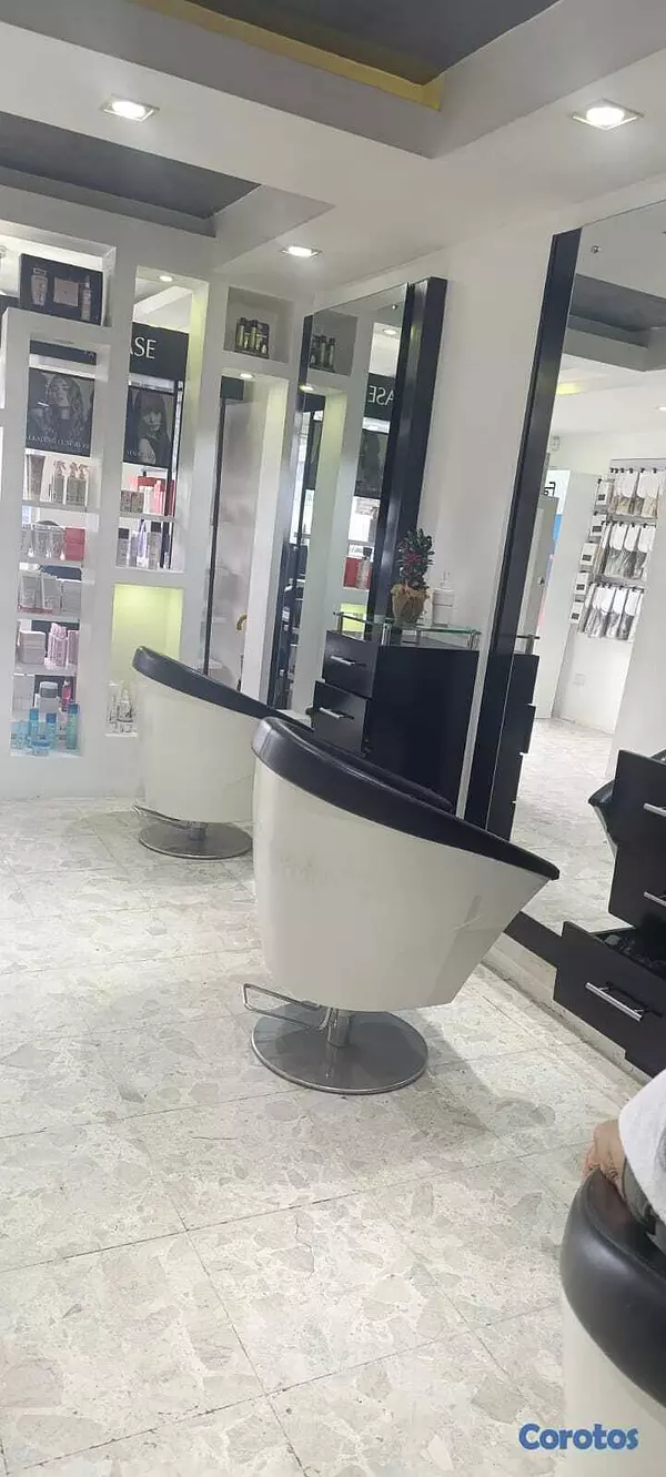 oficinas y locales comerciales - Deseas Emprender? Traspaso Salón en funcionamiento con clientela fija 3