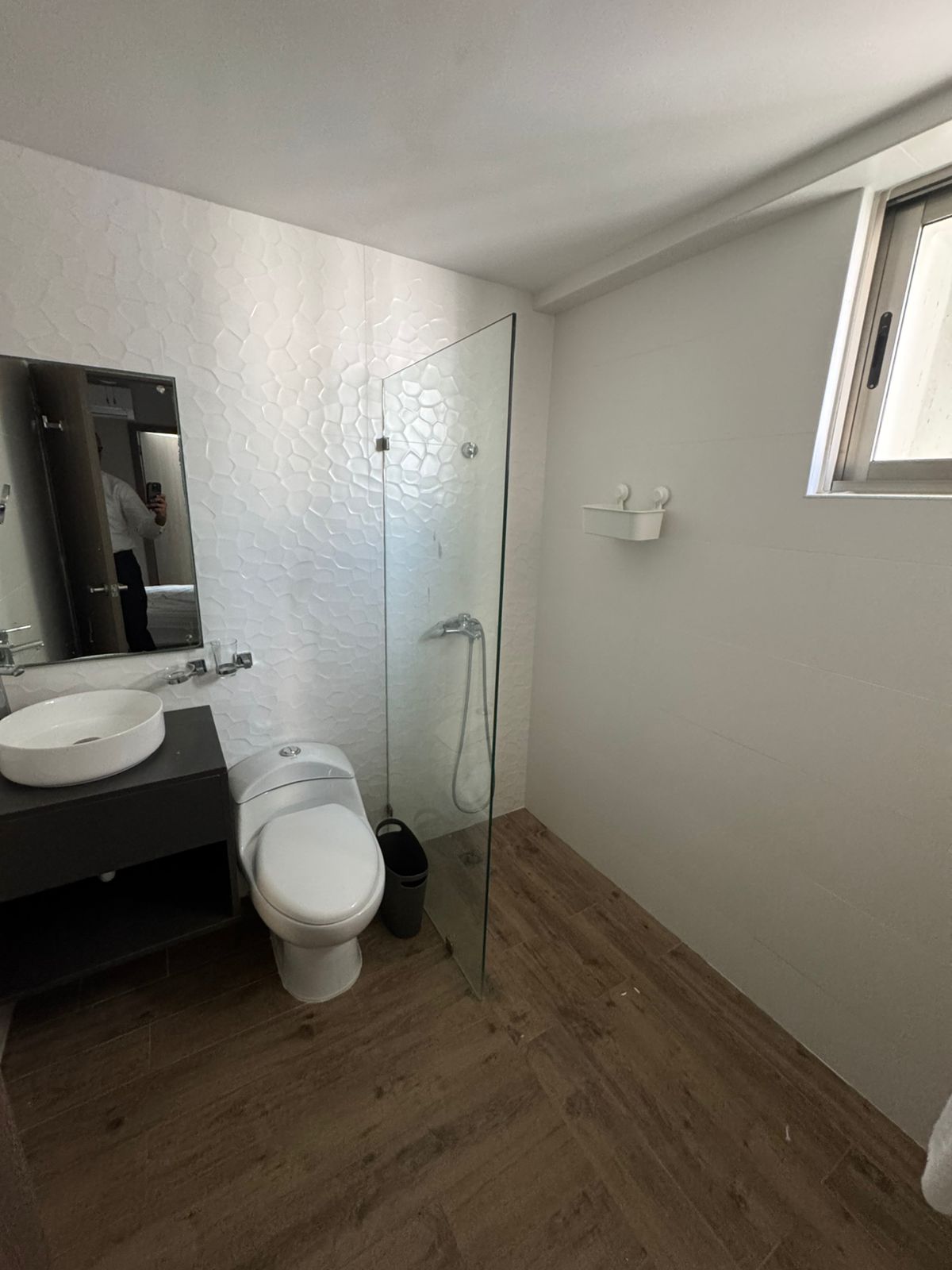 apartamentos - Apto Alquiler Naco  piso 8 con 2 habitaciones 2.5  7