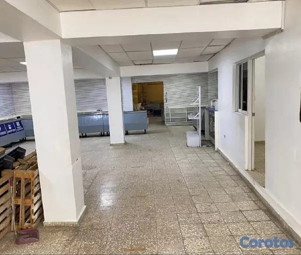 oficinas y locales comerciales - Alquiler local comercial  7