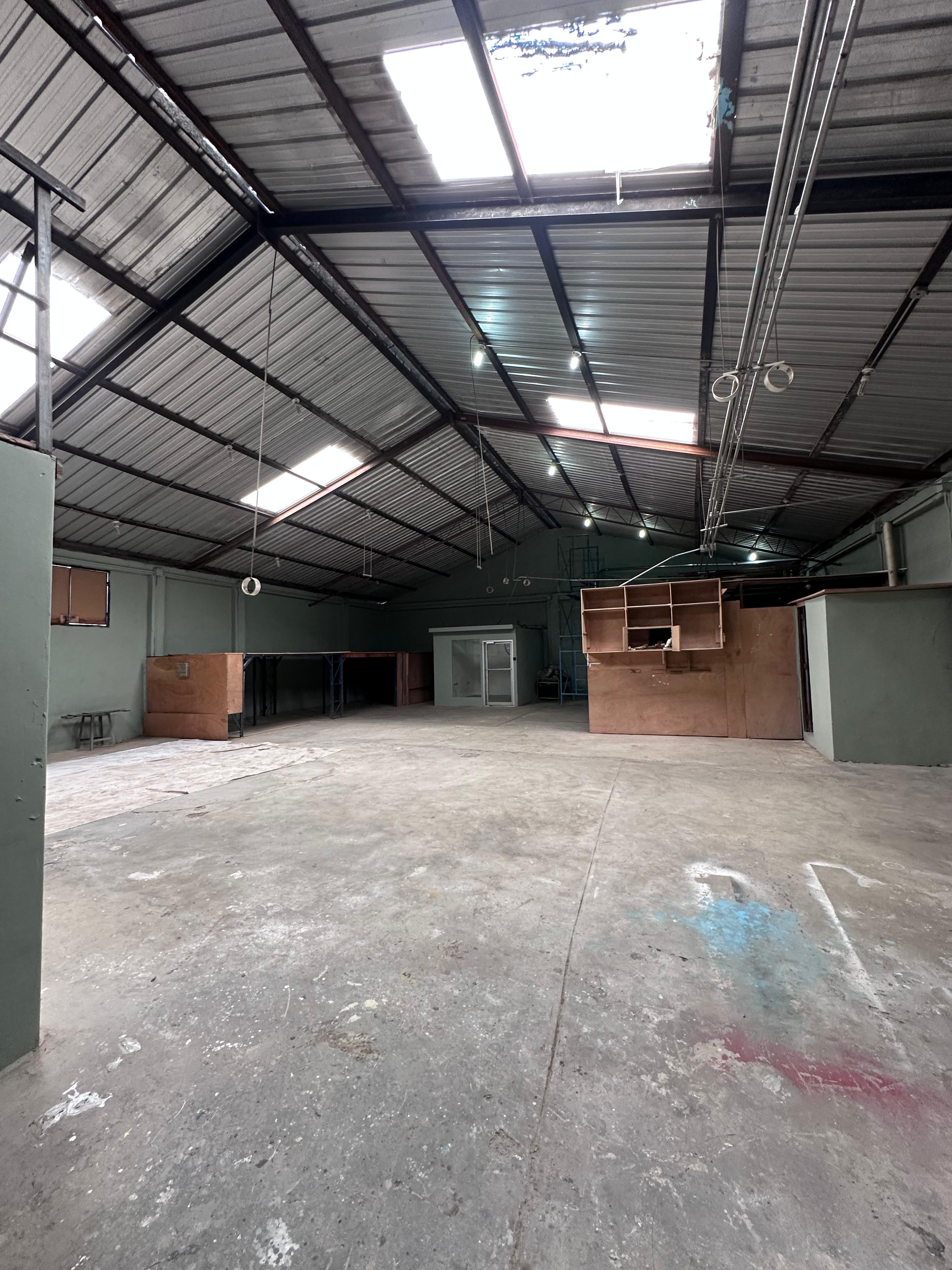 oficinas y locales comerciales - Nave comercial en alquiler en San Carlos  2