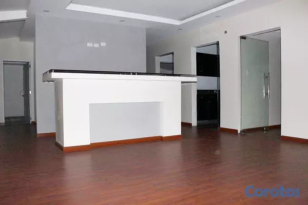 oficinas y locales comerciales - Local céntrico en Naco  6