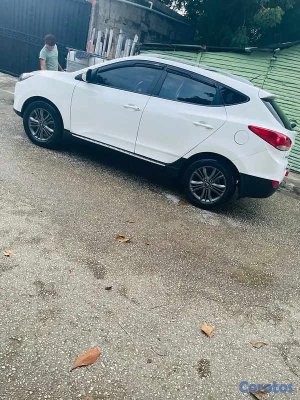 jeepetas y camionetas - Hyundai Tucson 2014 motor dohc  5