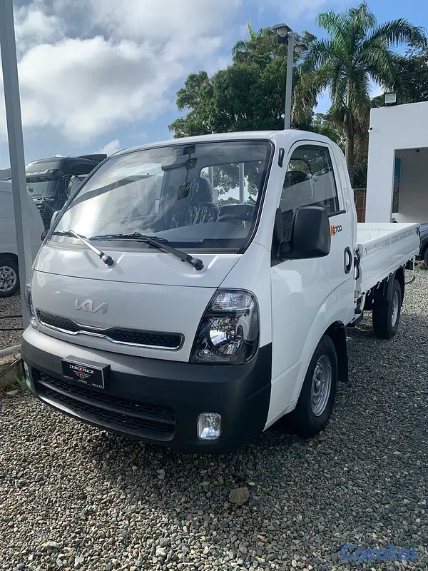 otros vehiculos - KIA K2700  2
