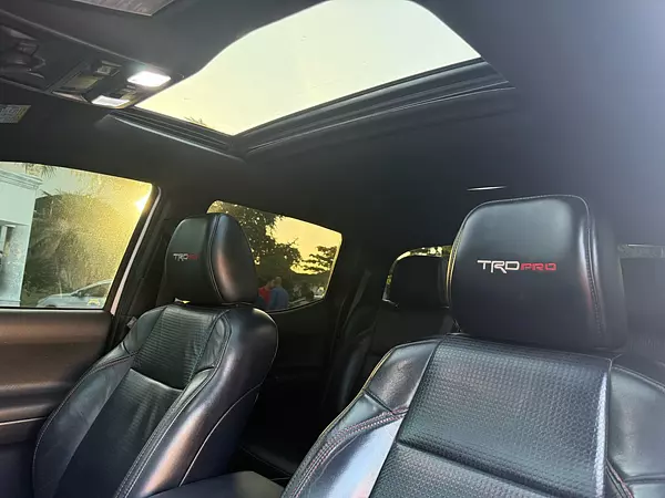 jeepetas y camionetas - Toyota tacoma trd pro 2020 10
