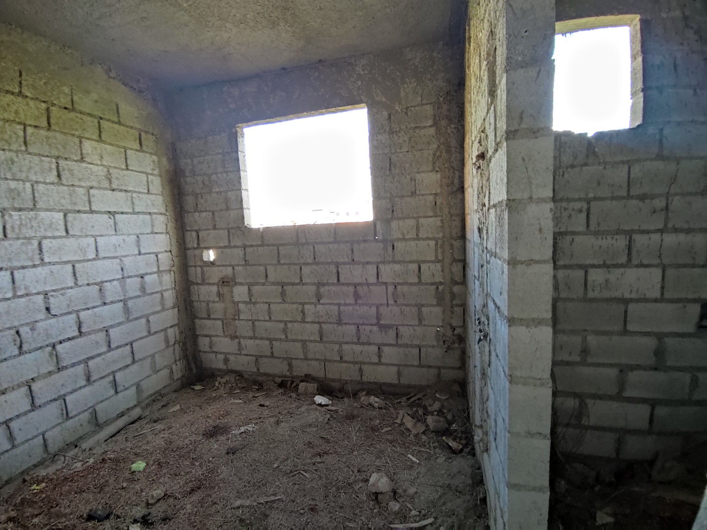 casas - SE VENDE Amplia CASA EN CONSTRUCCION con Excelente Ubicación en Villa Visan  7