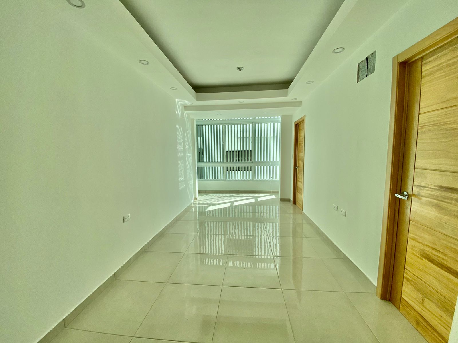 apartamentos - Alquiler en el Vergel con Línea Blanca 0