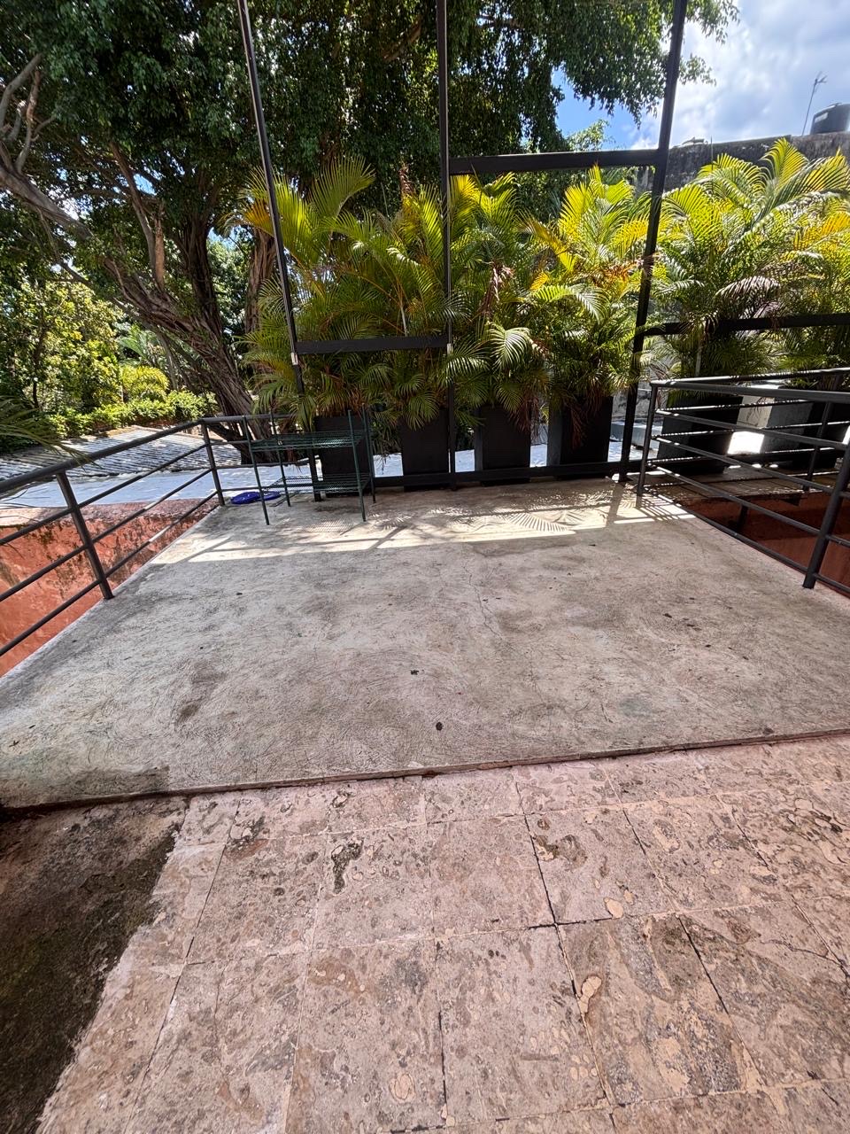 oficinas y locales comerciales - hermoso local a una esquina de el malecón (zona colonial )  6