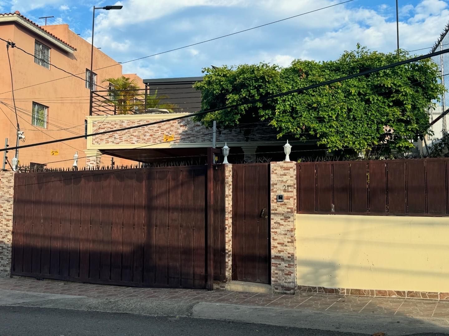 casas - vendo casa un nivel en el embrujo santiago