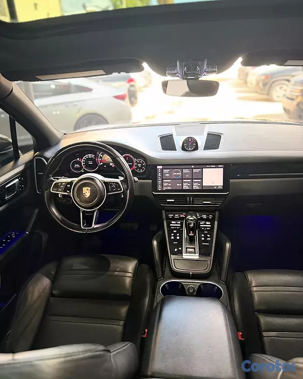 jeepetas y camionetas - Vendo porsche cayenne 2019 8