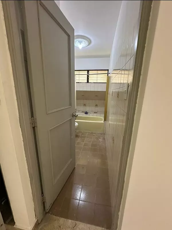 casas - Casa en alquilar Sector la Castellana Sto Dgo D.N 

 3