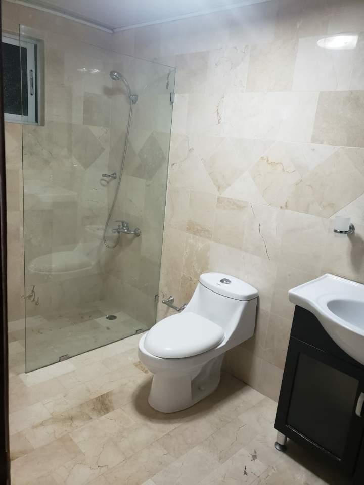 apartamentos - Hermoso y moderno apartamento con área social 8