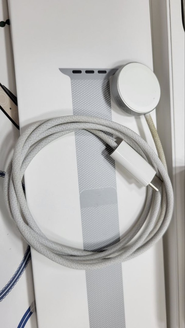 otros electronicos - Apple watch series 8 acero inoxidable LTE En su caja original 5