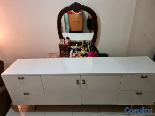 muebles y colchones - vendo credensa usada como nueva  2