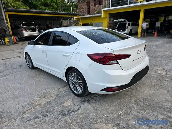carros - hiunday avante 2020 9