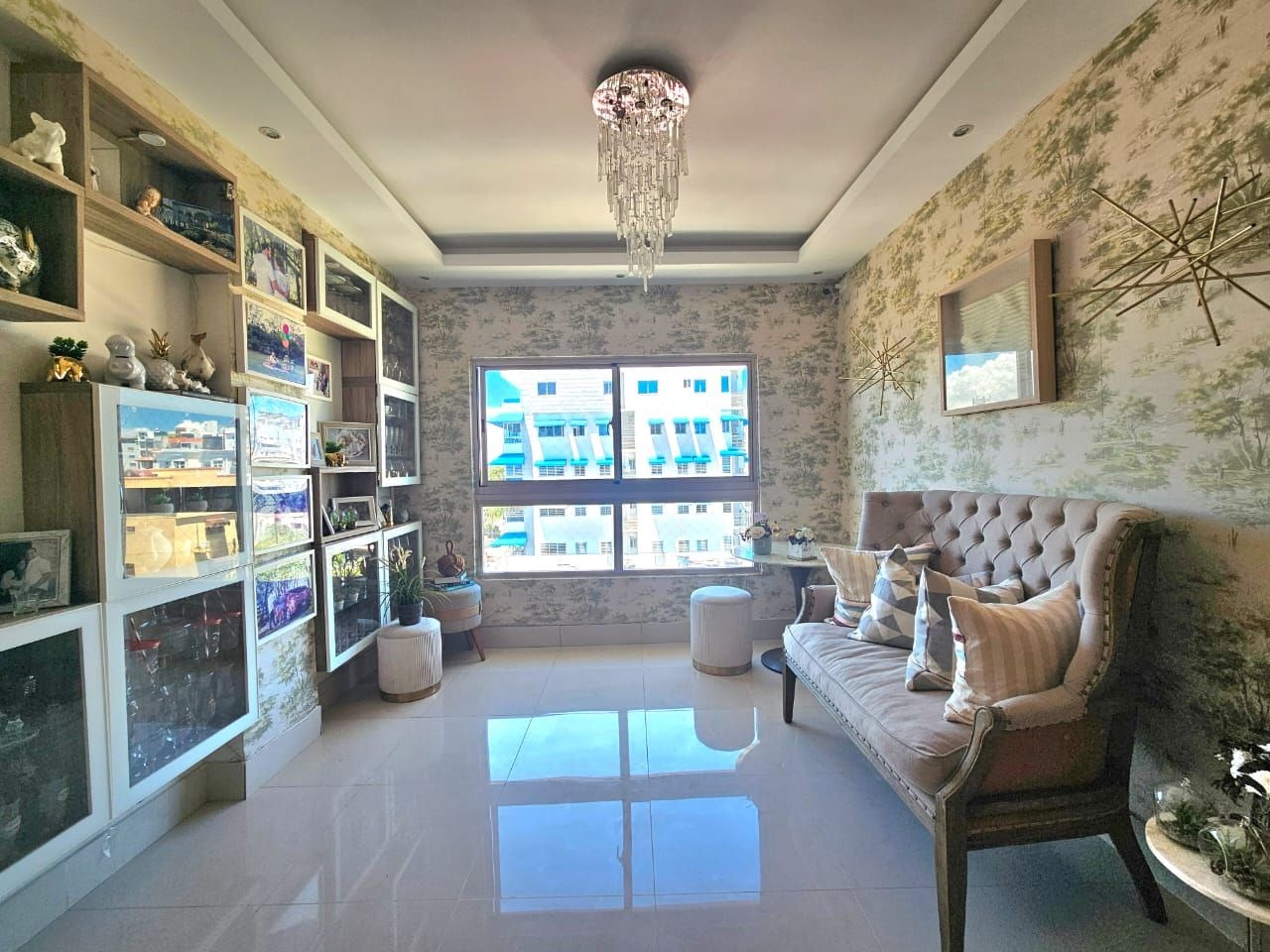 penthouses - Vendo Penthouse de 3 niveles en Mirador Norte  0