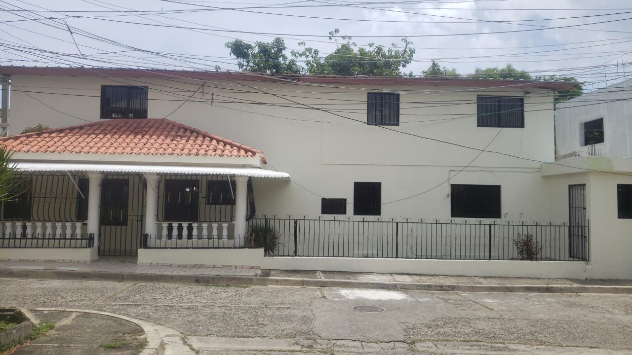 casas - 🏡¡Tu nuevo hogar espera por ti! Casa de 2 niveles 0