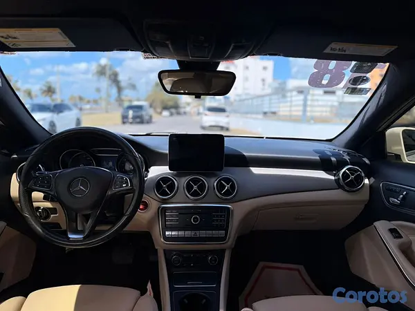 jeepetas y camionetas - Mercedes Benz GLA250 4Matic 2018 2