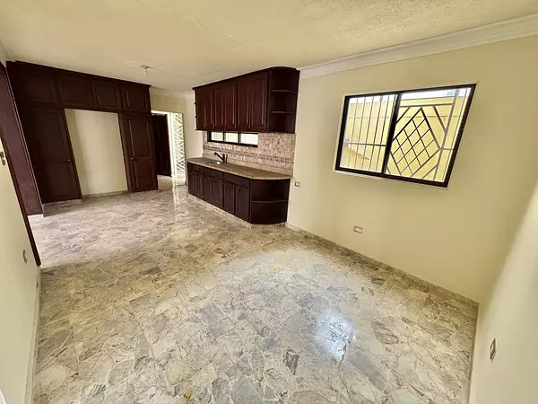 casas - Casa en Alquiler LOS CACICAZGOS  8