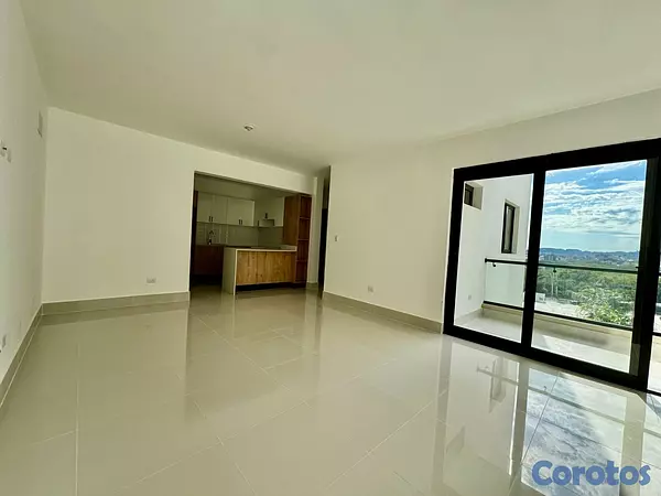 apartamentos - Amplio Apartamento en Venta, 5to Piso, Torre Real, 5