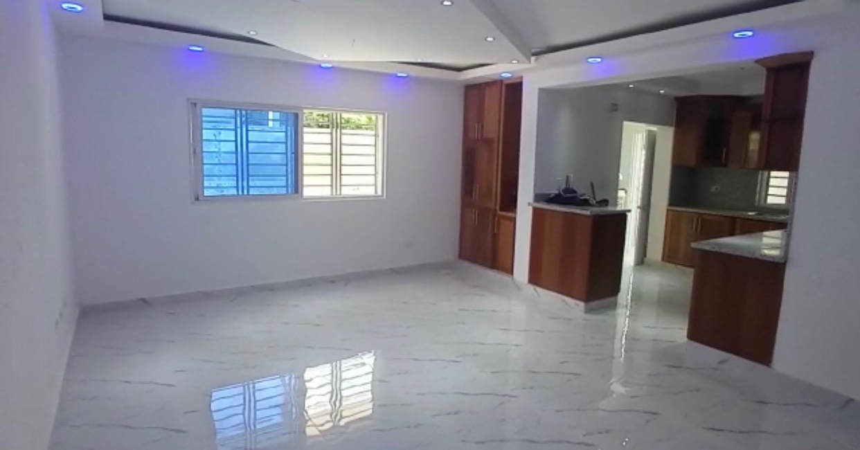 apartamentos - Venta de apartamento en la autopista de san Isidro brisa oriental 120mts 1