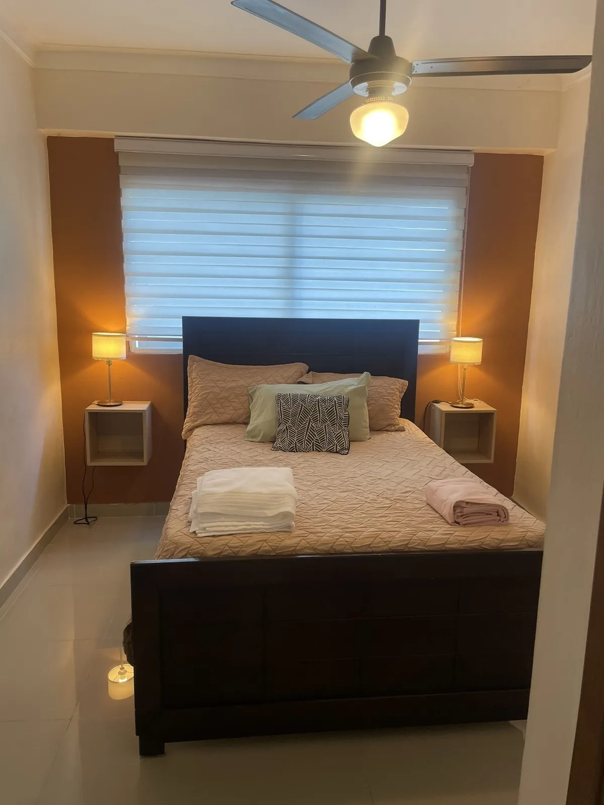 apartamentos - hermoso apartamento en la zona universitaria  6