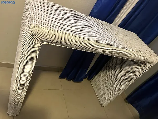 muebles y colchones - Mesa mimbre alta tipo credenza  3