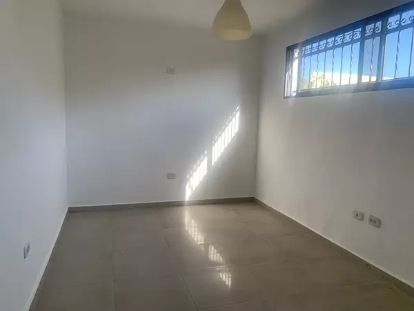 oficinas y locales comerciales - Local en los prados  6