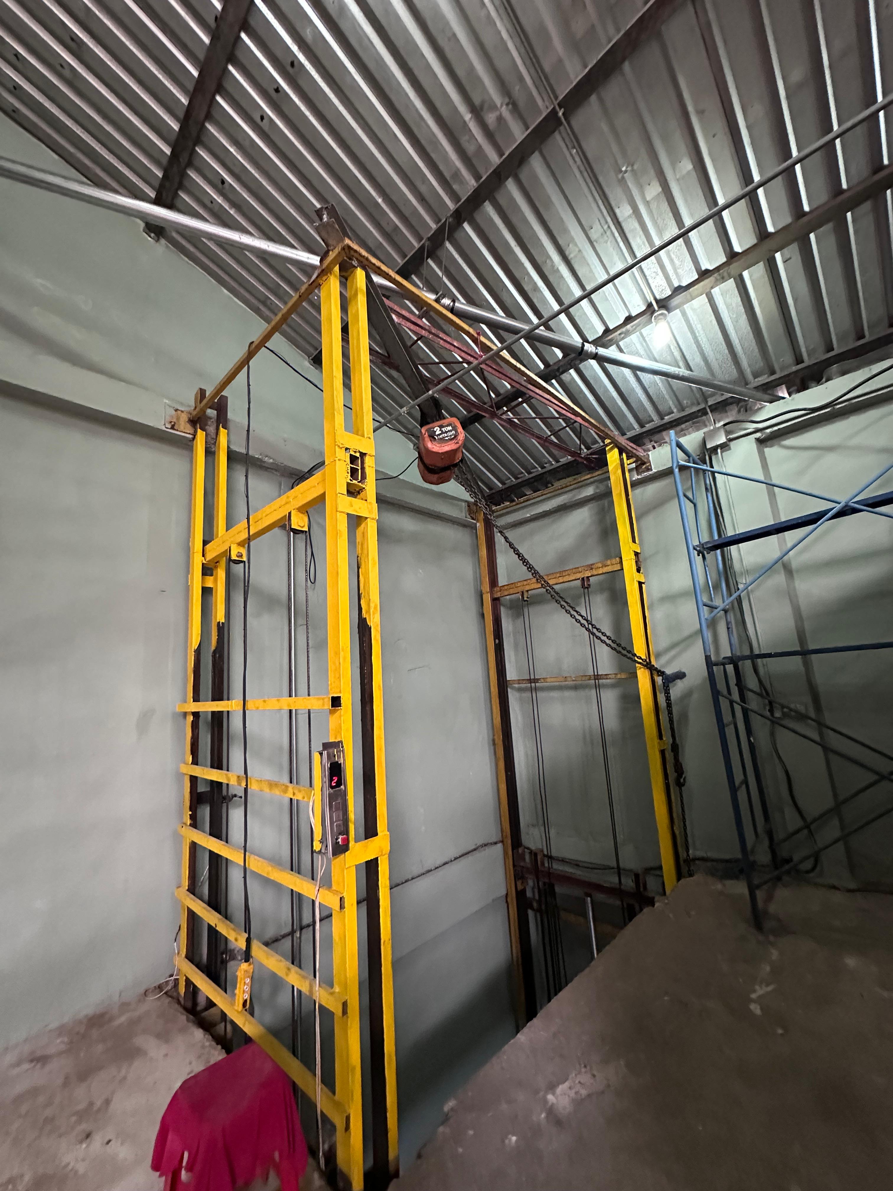 oficinas y locales comerciales - Nave comercial en alquiler en San Carlos  3